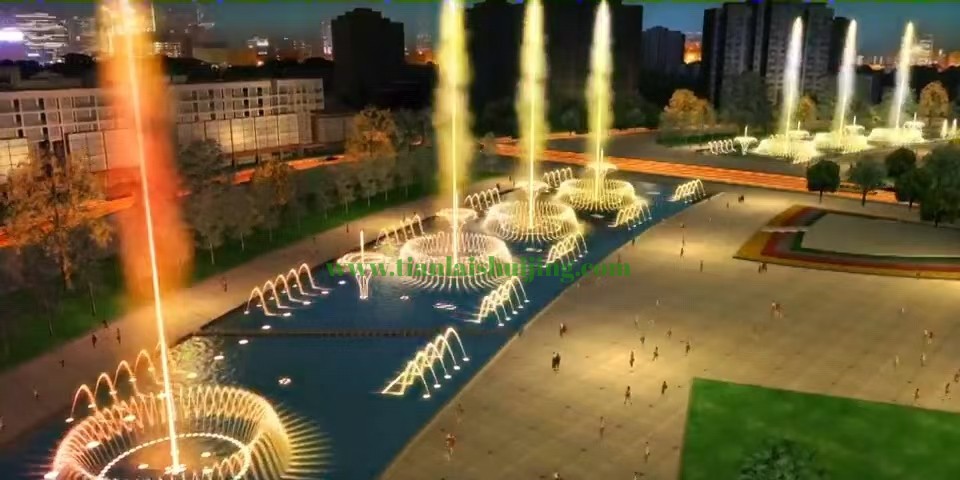 依形造景 水韵相融 —— 广场形状与喷泉布局的设计技巧